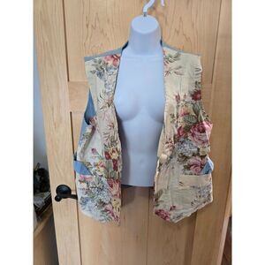 Vintage Floral Button-Up Vest W Pockets Multicolor Roses Lightweight